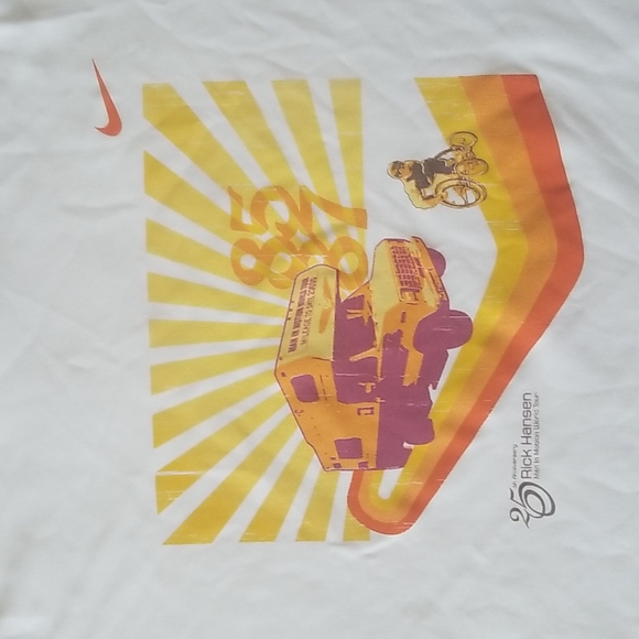 Nike 25th anniversary Rick Hansen Foundation Marathon Tee - Picture 2 of 4